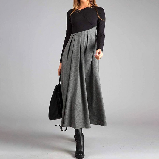 Vinoa | Maxi dress with long sleeves